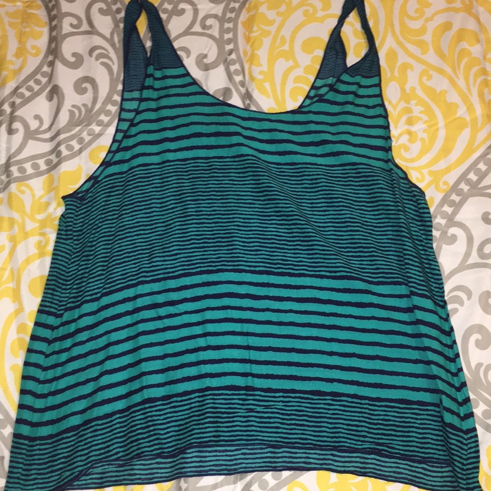 Cropped top